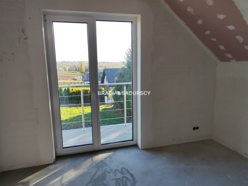 Michałowice, 860 000 zł, 134 m2, ogrzewanie piecem dwufunkcyjnym miniaturka 9