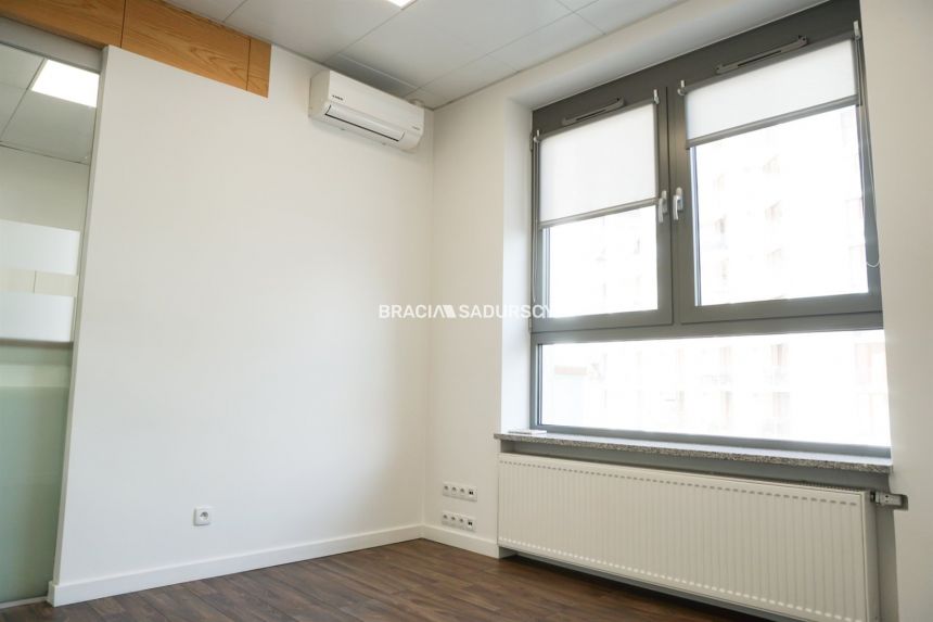 Armii Krajowej - urządzony lokal, pow. 50  m2 miniaturka 8