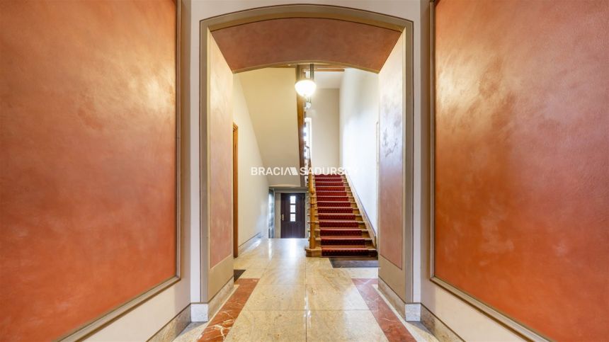 Mieszkanie w kamienicy 82 m2 stare miasto,poddasze miniaturka 41