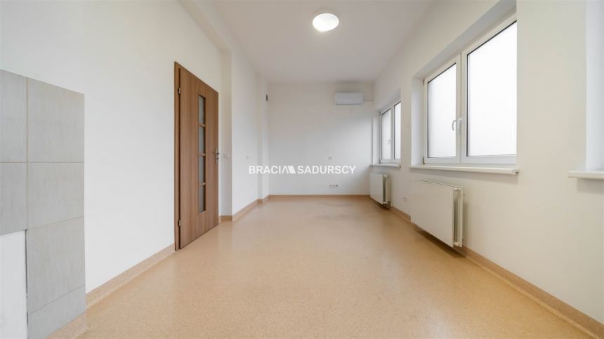 Lokal usługowo-handlowy, okolice Bronowic! miniaturka 15