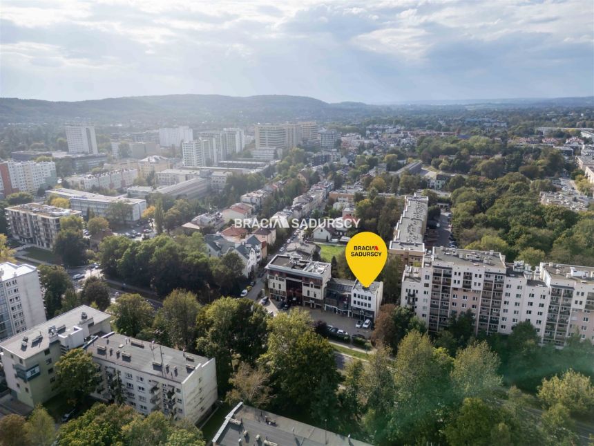 Budynek biurowy, 400m2 miniaturka 2