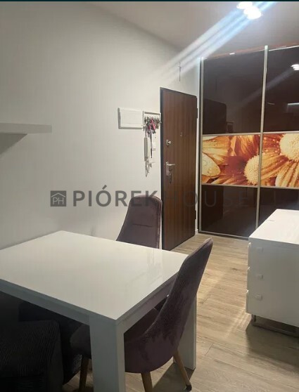 2-pokojowe mieszkanie z balkonem na Bielanach miniaturka 6