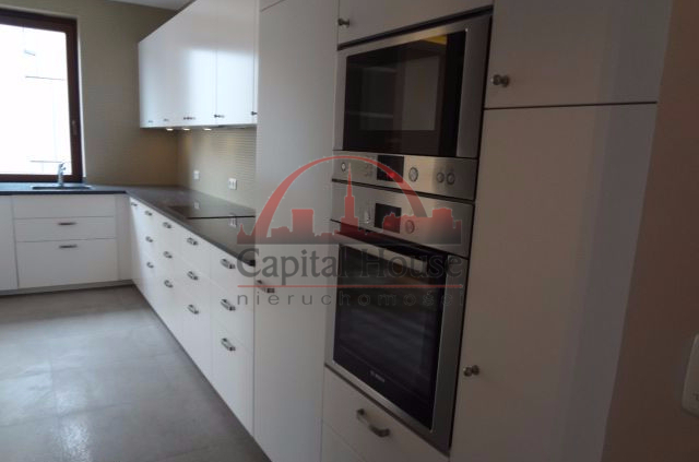 Apartament  z tarasem 77mkw 3xgaraż - zdjęcie 1