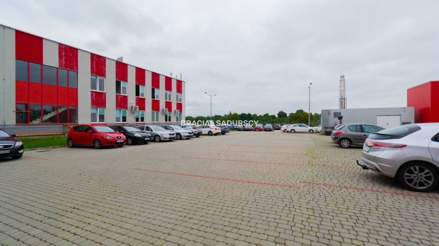 Lokal 31m2 | Biurowiec Wieliczka| Parking w cenie! miniaturka 18