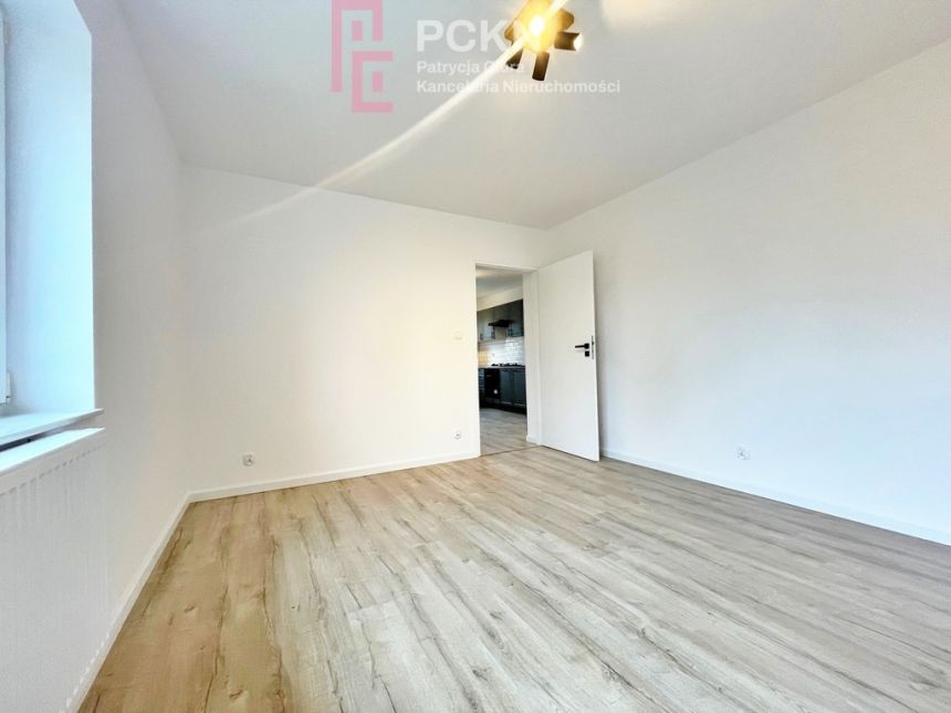 2 pok. po remoncie - widok na park Opole Nadodrze miniaturka 9