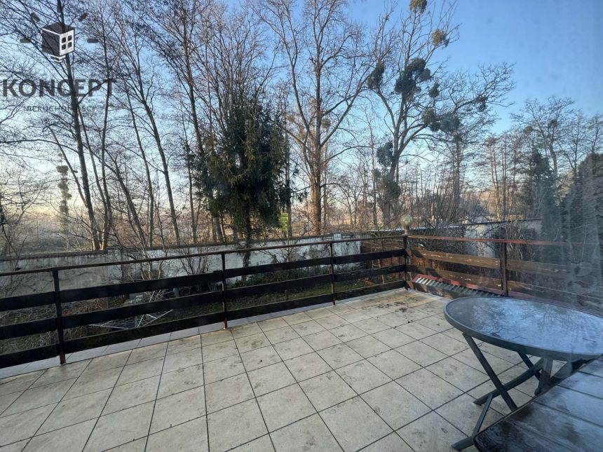 Dom w zabudowie bliźniaczej z pięknym ogrodem miniaturka 17