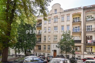 KOMFORTOWY APARTAMENT W KAMIENICY