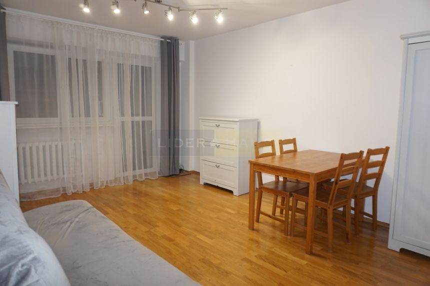 Od zaraz, wyposażone z balkonem i piwnicą miniaturka 6