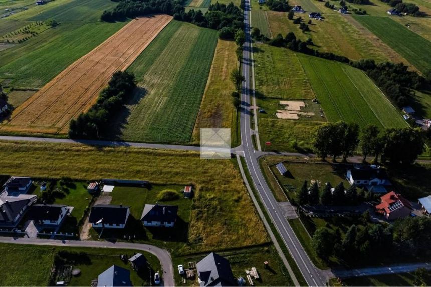 Wiązownica, 117 000 zł, 13.78 ar, woda w drodze miniaturka 3