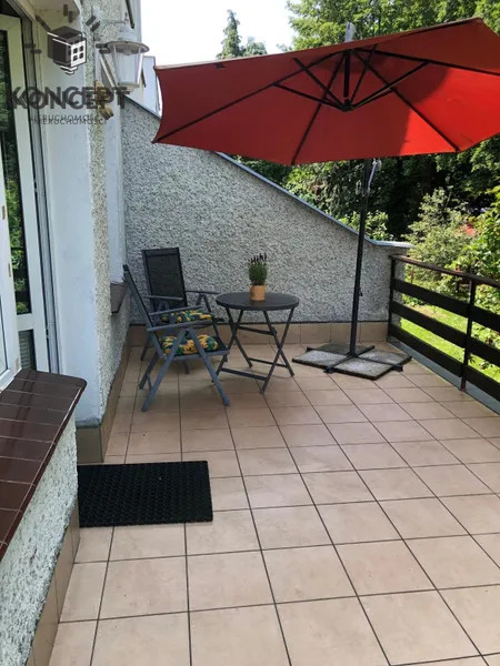 Dom w zabudowie bliźniaczej z pięknym ogrodem miniaturka 16