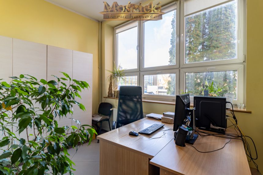 Sprzedam budynek biurowy miniaturka 5