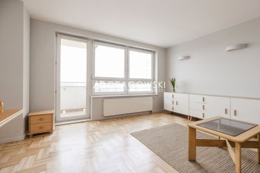 1-pokojowe - 33 m2 -od zaraz - obok Metro Stokłosy