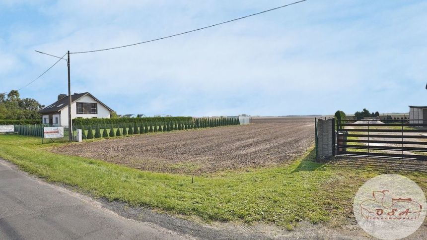 Działka z pozwoleniem na budowę - dom z 2 lokalami - zdjęcie 1