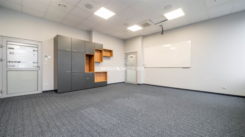 Powierzchnia biurowa z parkingiem  - 400m2 miniaturka 10
