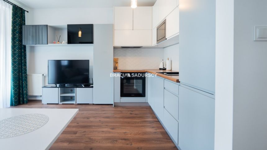 Komfortowe mieszkanie 2-pok. 41 m2, Dywizjonu 303 miniaturka 2