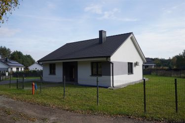 DOM PARTEROWY WOLNO STOJĄCY STARE POTRZANOWO