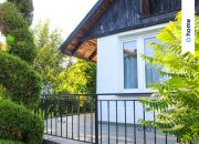 Zakopiański domek ROD wśród hortensji – Bożenkowo miniaturka 2