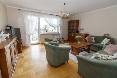 Przytulne mieszkanie,2 pokoje, duży balkon Dąbrowa