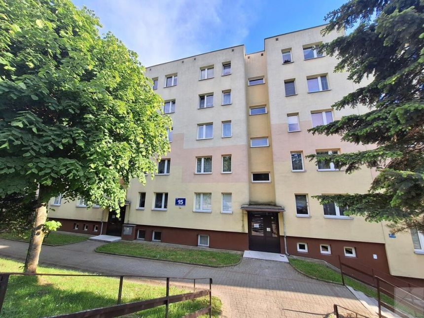 Mieszkanie os. Rycerskie, 2 pokojowe z widokiem - zdjęcie 1