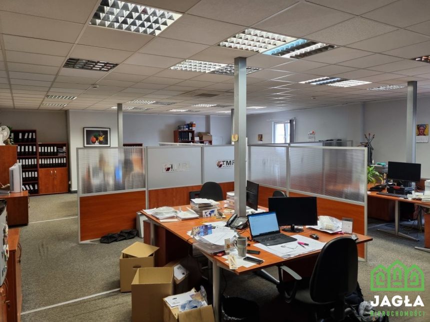 Hala+budynek produkcyjno-biurowy 3000m2 Czyżkówko miniaturka 3