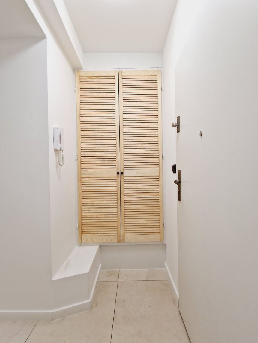 STUDIO - 20 M2 - NOWO WYKOŃCZONE - SUTERENA miniaturka 12
