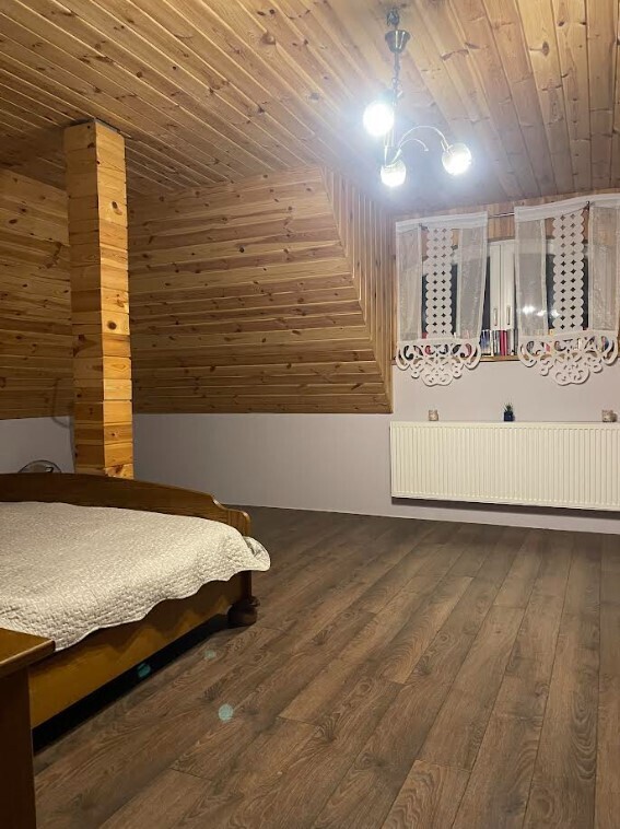 Komfortowy dom z ogrodem i garażem. miniaturka 15