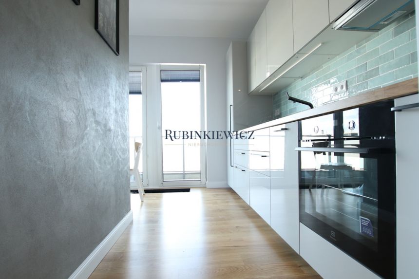 LUX !!! OSTATNIE PIĘTRO 2 POKOJE Z TARASEM 100 M2 miniaturka 9