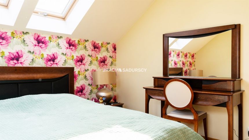 Centrum, Pychowice, zielona okolica, dom 7 pokoi miniaturka 31