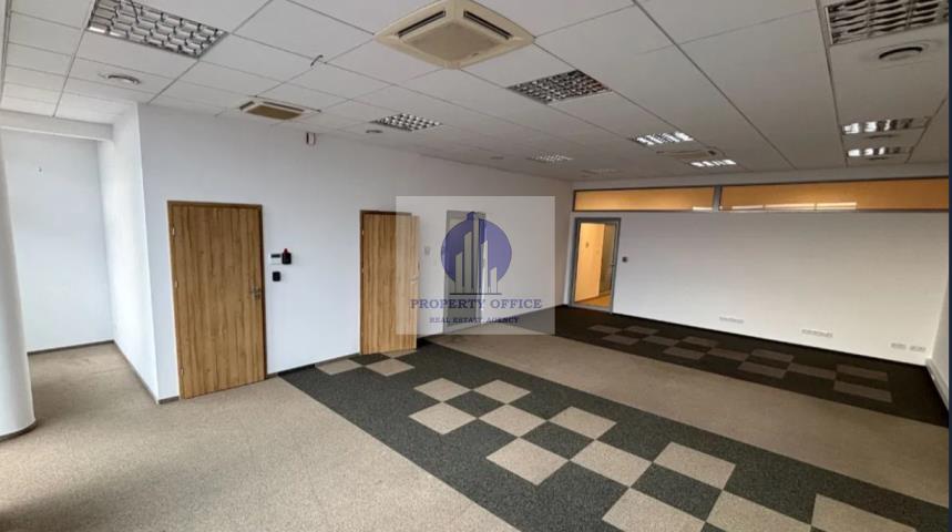 Włochy: biuro 131,42 m2 miniaturka 3