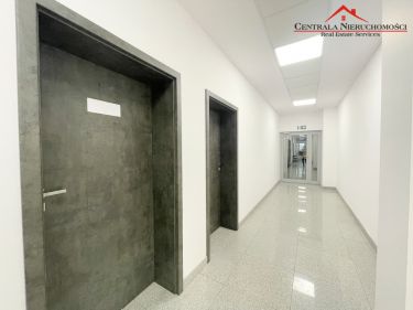 Lokal biurowy 70m2 na parterze