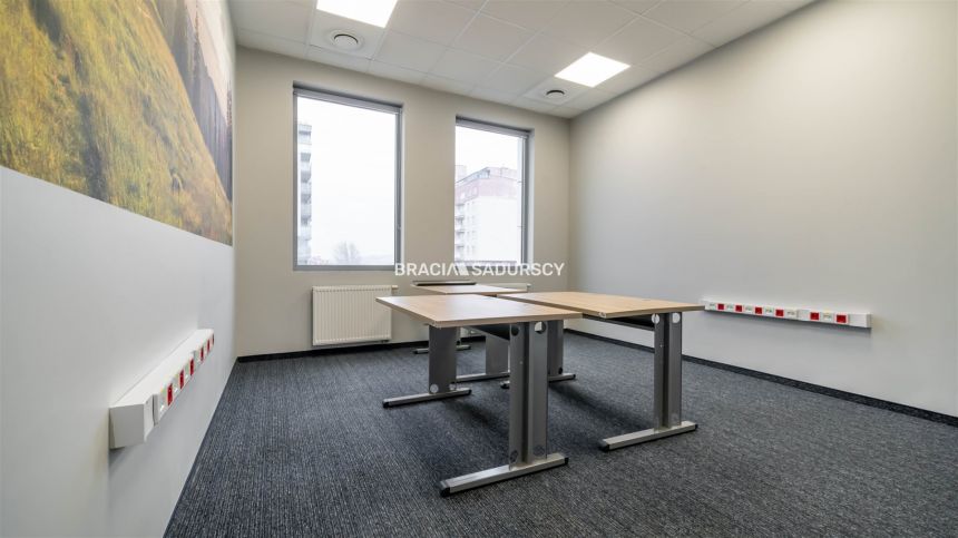 Powierzchnia biurowa z parkingiem  - 400m2 miniaturka 17
