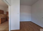 Mieszkanie I piętro ścisłe centrum miniaturka 10
