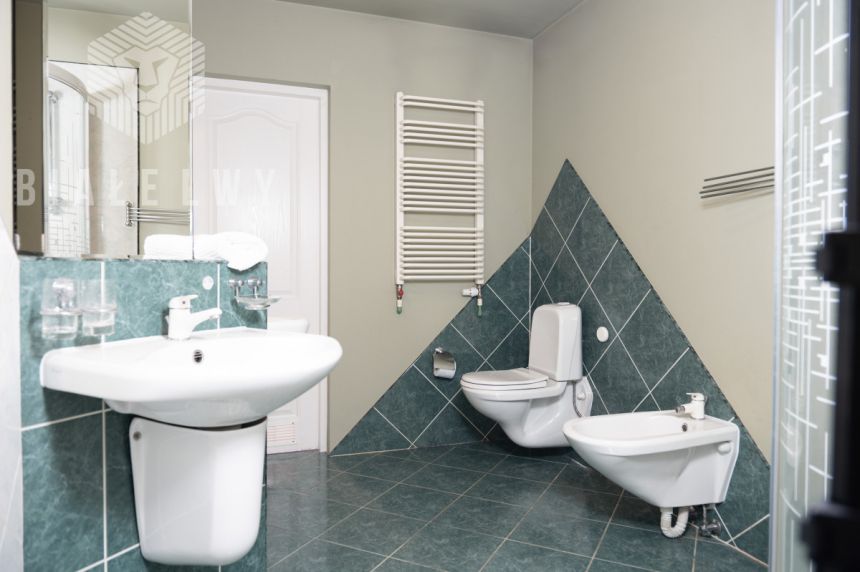 Nisko Warchoły, 1 186 000 zł, 424.27 m2, o zróżnicowanej budowie miniaturka 14