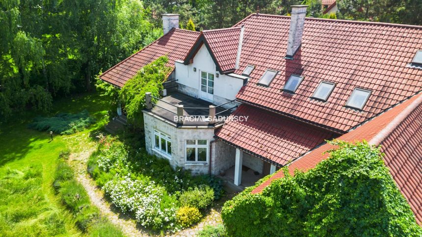Dom z Dużym Ogrodem w Tyńcu – Spokój Natury! miniaturka 38