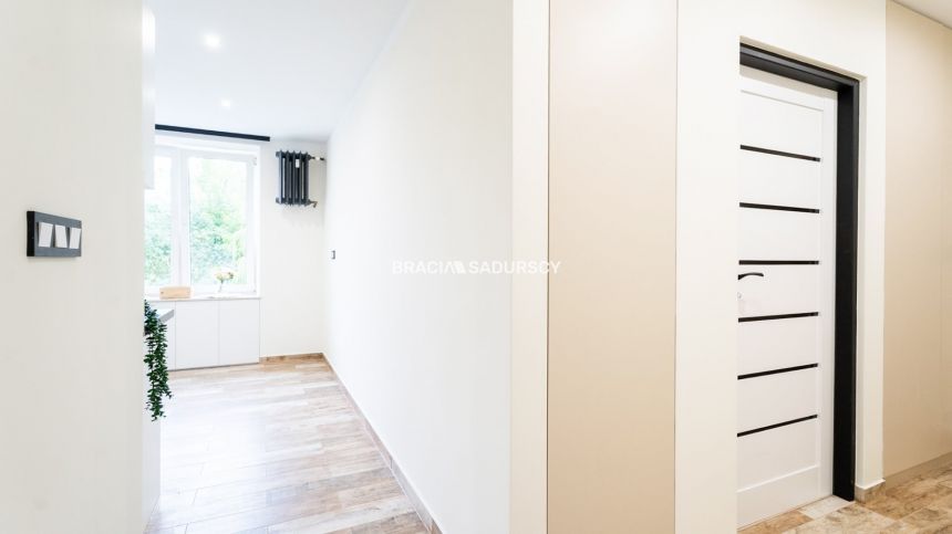 Świetna Lokalizacja,Mieszkanie po Remoncie Skawina miniaturka 28