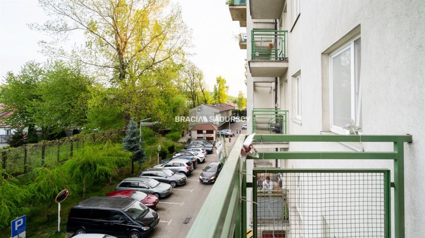 Mieszkanie 2 pokojowe ( parking, komórka lok.) miniaturka 17