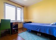 3 pok z widokiem na panoramę miasta. miniaturka 4
