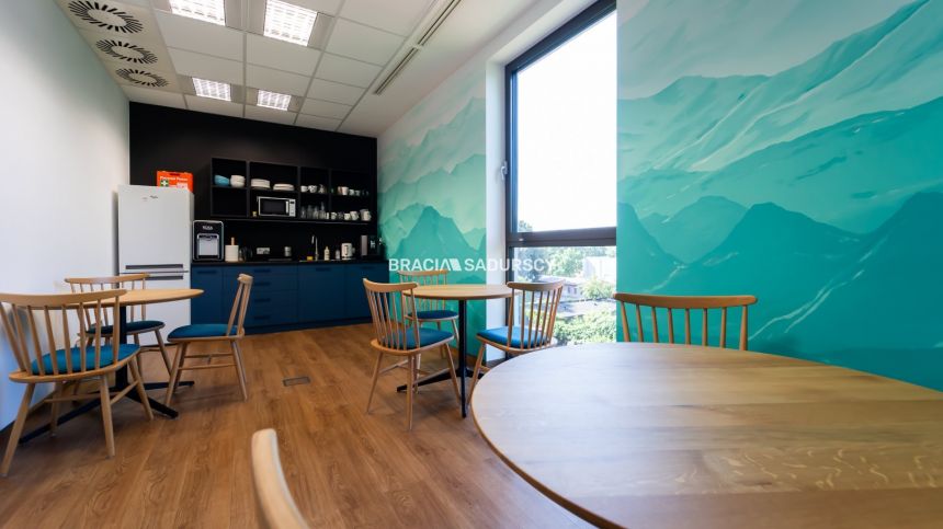 powierzchnia biurowa w nowoczesnym biurowcu miniaturka 25