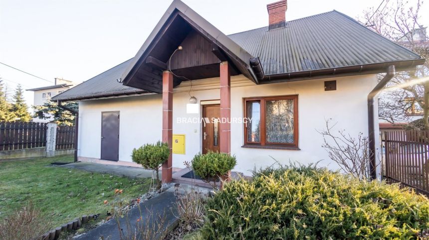 Bielany - działka 7 ar, dom do remontu -super cena - zdjęcie 1