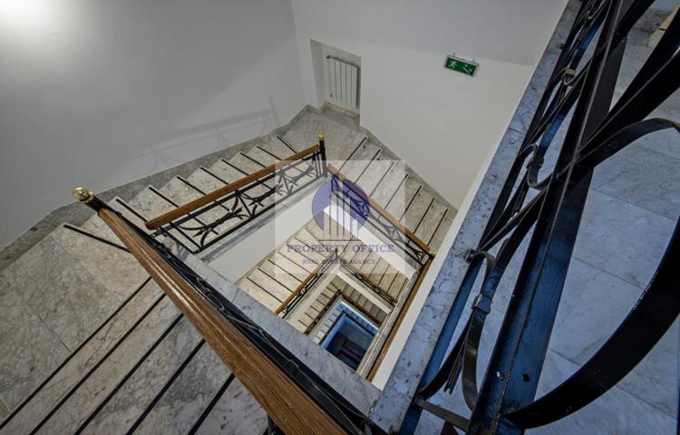 Śródmieście: biuro 121,87 m2 miniaturka 3