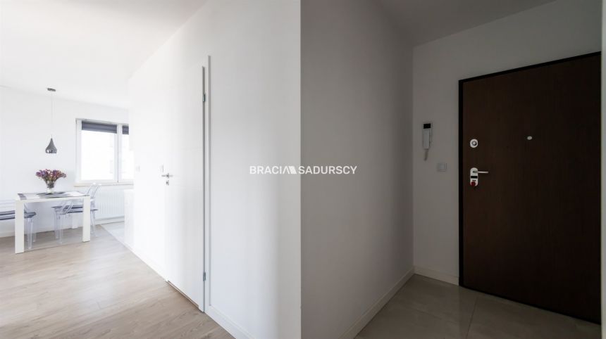 Al. 29 listopada | 2 pok. | duży balkon | nowe miniaturka 33