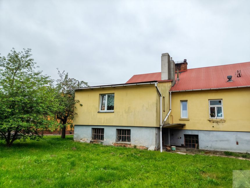 Dom z charakterem, historią i świetną lokalizacją! miniaturka 4