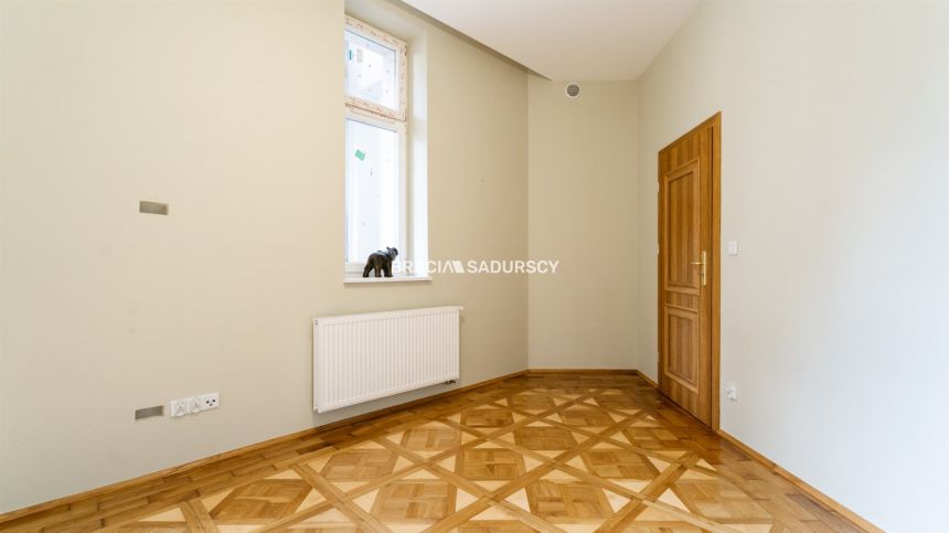 Trzy sypialnie w kamienicy pod Wawelem miniaturka 18