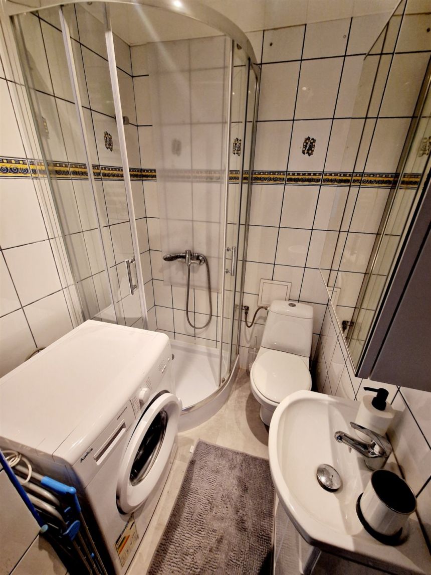 STUDIO Z OSOBNYM ANEKSEM - 21 M2 - BLISKO UEK i PK miniaturka 8
