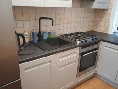 3-pokojowe mieszkanie w kamienicy w Śródmieściu