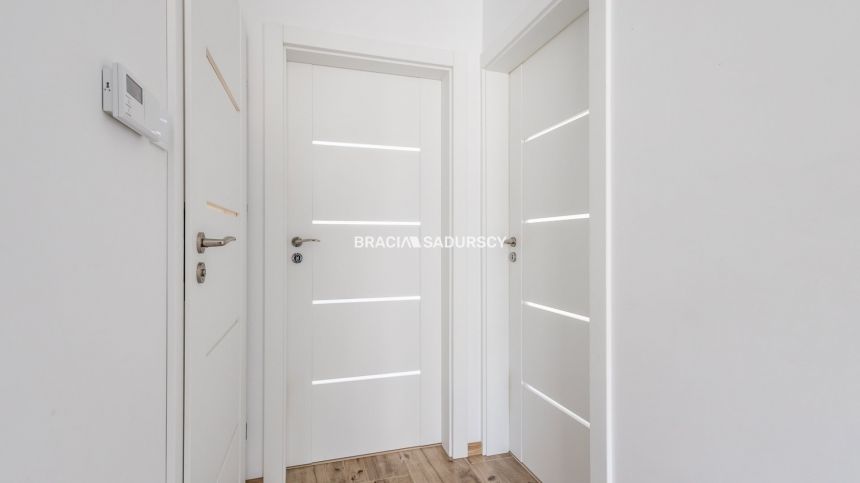 Zielonki: apartament z ogrodem, wysoki standard !! miniaturka 14