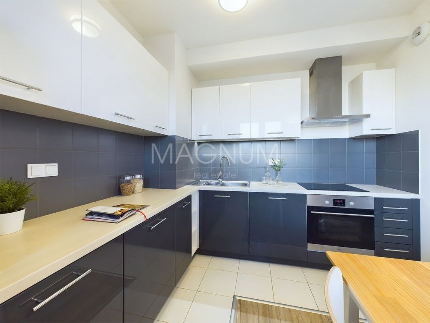 Wygodne mieszkanie 3 pokojowe na Żoliborzu miniaturka 8