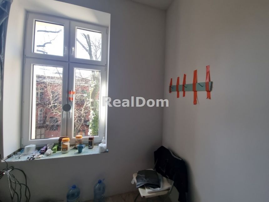 2 pokojowe mieszkanie w centrum Krakowa + piwnica miniaturka 4