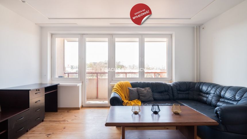 Blisko Szpital Prokocim, tramwaj, 3 pokoje, balkon - zdjęcie 1