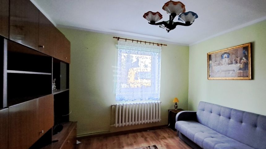 Budynek pensjonatowy z pokojami do wynajecia miniaturka 3